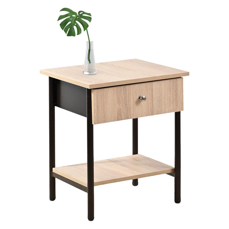 Κομοδίνο Νο 585