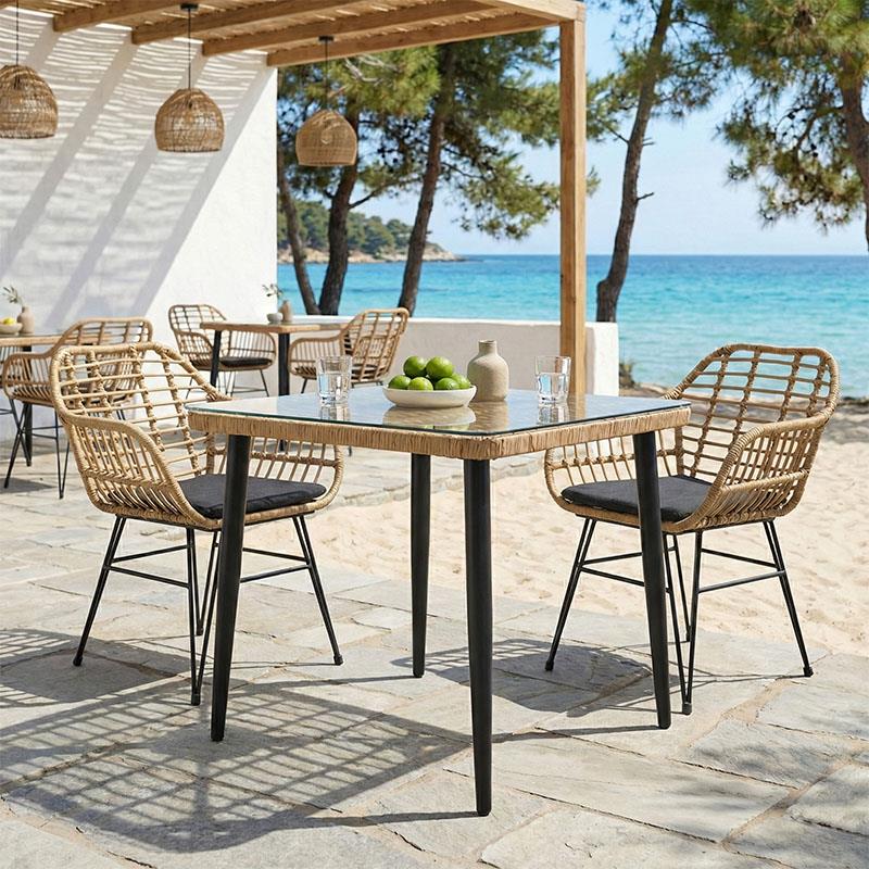 Τραπεζαρία Naoki V σετ 3τεμ rattan pe σε φυσική απόχρωση και μαύρο μέταλλο 80x80x78εκ