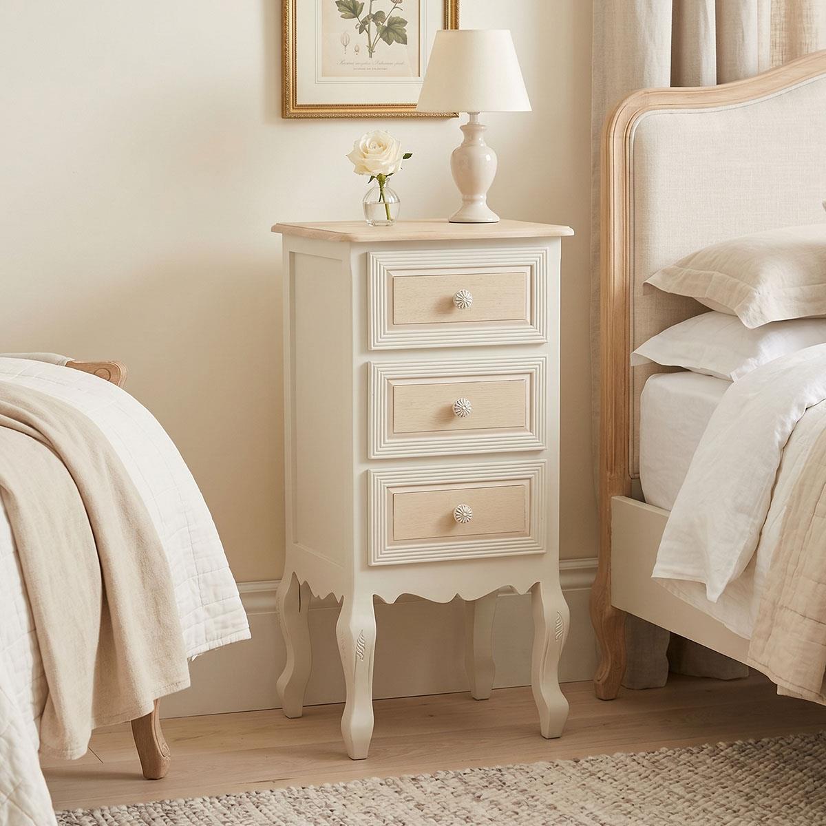 Κομοδίνο Joliene Inart mdf σε λευκή αντικέ-φυσική απόχρωση 40x34.5x82εκ