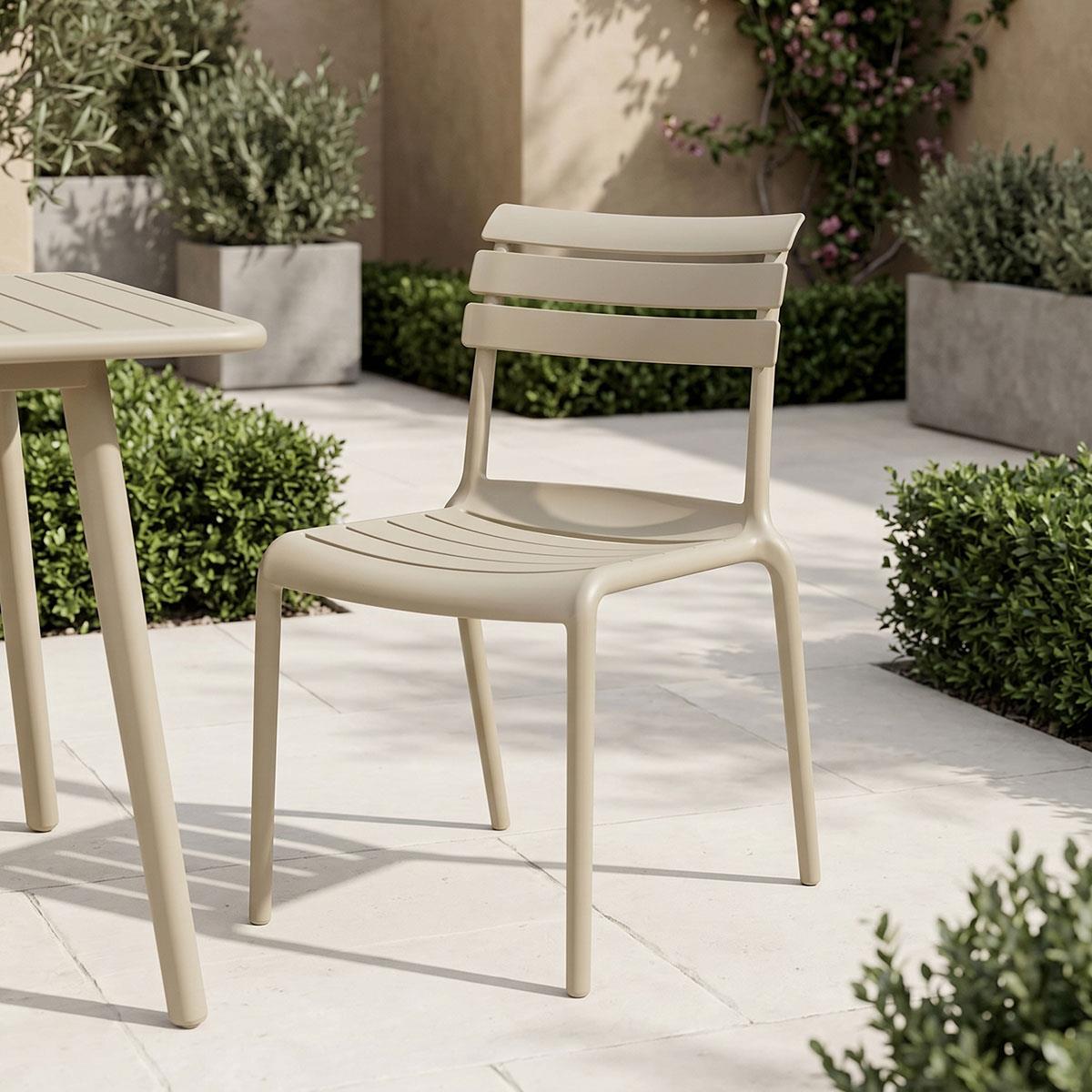 Καρέκλα Almea στοιβαζόμενη pp cappuccino 42.5x55.5x82εκ