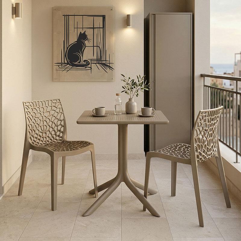 Σετ Τραπεζαρία Κήπου Groovy Hush 3τεμ PP σε cappuccino χρώμα 60x60x76εκ Σετ Τραπεζαρία Κήπου Groovy Hush 3τεμ PP σε cappuccino χρώμα 60x60x76εκ