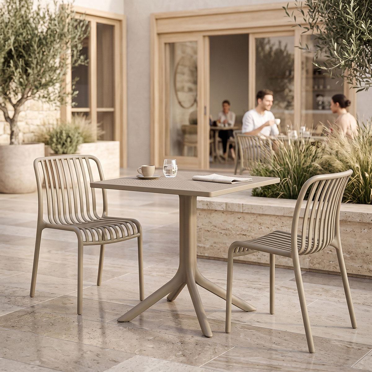 Σετ Τραπεζαρία Κήπου Zoi Groovy 3τεμ PP Cappuccino 80x80x74εκ. Σετ Τραπεζαρία Κήπου Zoi Groovy 3τεμ PP Cappuccino 80x80x74εκ.